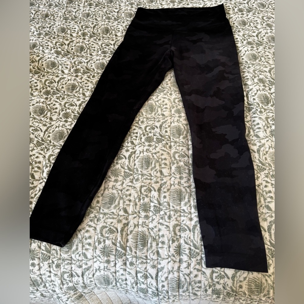 Lululemon Wunder Under 25” Camo Leggings